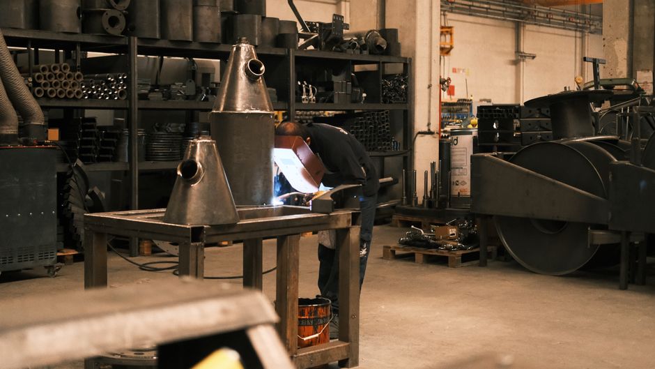 metal fabrication shop