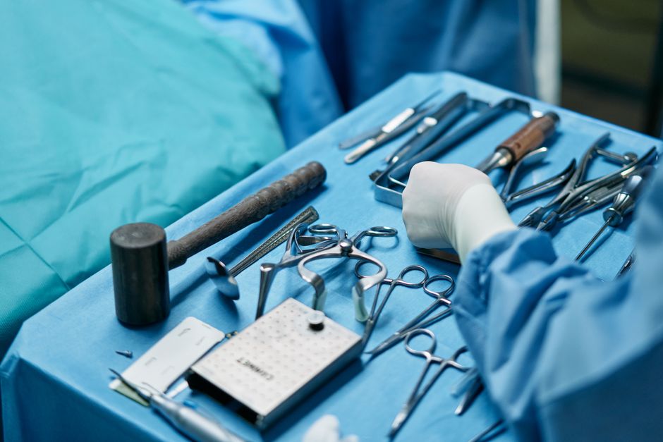 surgical instrument supplier